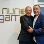 Manuel Pinto Coelho Instagram - Abertura da nova loja com o meu amigo de sempre Nuno Gama @nuno.gama