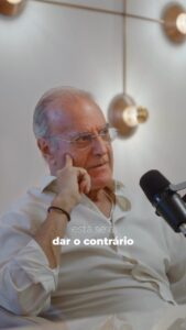 Manuel Pinto Coelho Instagram - @doutor_pintocoelho fala sobre o impacto da industrialização do sistema alimentar na longevidade humana. Sabiam que a nossa geração é a primeira que poderá viver menos do que a dos seus pais? 👇🏽 Lisbon, Portugal