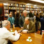 Manuel Pinto Coelho Instagram - A LeYa / Oficina do Livro agradece a todos os presentes na sessão de lançamento do livro "Como Viver Sem Diabetes" do Doutor Manuel Pinto Coelho, no passado dia 24 de outubro, na livraria Buchholz. Já pode adquirir o seu exemplar nas livrarias e leyaonline.com. #LeYa #OficinadoLivro #ComoViverSemDiabetes #DoutorManuelPintoCoelho #Novidade