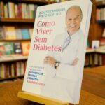 Manuel Pinto Coelho Instagram - A tarde de ontem marcará indelevelmente a memória de todos aqueles que nos agraciaram com a sua presença na Livraria Buchholz para o lançamento do meu novo livro, "Como Viver Sem Diabetes". Apresentamos agora algumas fotografias que eternizam estes momentos memoráveis. Um bem-haja a todos quantos encheram este magnífico espaço de cultura e saber, localizado bem no coração de Lisboa. Parte 1 de 2 @leya_portugal @leya_portugal @livrariabuchholz