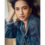 Manvita Kamath Instagram - I know, right? I can't believe how fast this year has flown by! Are you excited for the new year? 🎉🎊🤩🧿 . . @sandeep.mv @varshini_janakiram @stilerush_by_varshinijanakiram @makeupbyabhilasha @harshasingh512