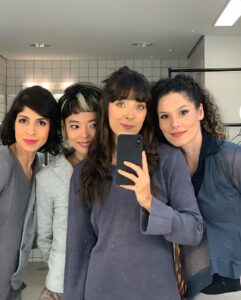 Marcella Landeiro Instagram - 6 semanas, 5 cidades, 19 apresentações. nunca fui tão feliz. pra mim o palco é o melhor lugar do mundo, e que sorte a minha passar essa temporada ao lado dessas 3 mulheres tão admiráveis: @gabrielaleitelima @jackyleal e @thaiskuwae 🥹 teve muito choro, muita risada, muita sintonia, muito acolhimento, crescimento, amadurecimento, reconhecimento, cura, doação, respeito, carinho, memes e roxos. um agradecimento especial ao muso ensaiador @gleyssonmoreira que tem a mente mais criativa, pirada e bonita que já vi. te ver existir é um privilégio e ter seus olhos me guiando é uma honra. 🤤 gratidão imensa à equipe que tornou isso possível: @verabicalho @henriquerodovalho @marcidornelas @carvalhogisele @sergioteatro obrigada @quasarciadedanca obrigada @sesisp obrigada jesusinho. 🥹🫶🏼