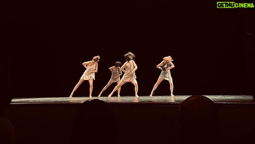 Marcella Landeiro Instagram - alô são paulo: esse fds começa a turnê da @quasarciadedanca com o espetáculo “estou sem silêncio”. vamos?
