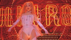 Marcia Marcia Marcia Instagram - HAPPY 200th EPISODE @rupaulsdragrace !!!
For our 💎crystal anniversary💎, I wanted to do something really special, and my beautiful friends over at @moulinrougebway helped make that happen! My final look in the ball was inspired by the Sparkling Diamond, Satine from Moulin Rouge, so I figured there was no better place to shoot this look than at the Al Hirschfeld theater, the home of Moulin Rouge the musical! (also where @kinkybootsbway had it’s Broadway run!)
I’m so thrilled I got to be in the werk room for this very special day😍
Shot and edited by MY sparkling diamond @gabrielle.carrubba 😙
#dragrace #moulinrouge