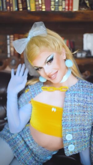 Marcia Marcia Marcia Instagram - The prettiest girl in the world 🤭
Runway #1: Signature Drag
Pastels, bows, tweed, a lil duckie? Sounds like Mash to me!
Look made by: MEEE
Shot/edited by: @gabrielle.carrubba 👑
#dragrace