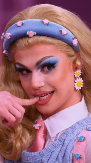 Marcia Marcia Marcia Instagram - Move over sis, it’s Marcia Marcia Marcia! 👯♀️✨ @marciax3nyc sashays into #DragRace Season 15 – premieres FRIDAY JAN 6 at 8/7c - NOW ON @mtv ⭐️