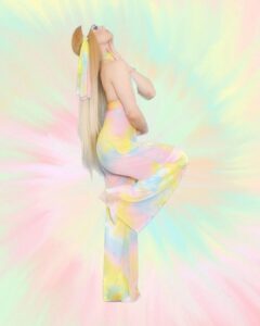Marcia Marcia Marcia Instagram - “NOT TIE DYE!!” Here’s a second, less conceptual option for all of y’all out there who didn’t quite get the first one 😙 #dragrace New York, New York