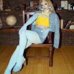 Marcia Marcia Marcia Instagram - @chanelofficial x @moschino by Marcia💛💙 My favorite color is yellow, and my boyfriend @kylesamuelnyc’s is blue, so I wanted this first runway to be like a love letter home to New York. Photos were taken by the beautiful and talented @gabrielle.carrubba ⭐️ This first week was pretty incredible, I’m really feeling the love from everyone!!! KEEP THAT FAN ART COMING!!! #dragrace #teammarciax3