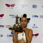 Mari Oliveira Instagram - MEDUSA é o MELHOR FILME do festival do rio 2021! 🐍⚡️💚 @festivaldorio @medusafilme @anitarochadasilveira Festival Do Rio