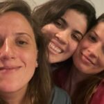 Maria Eduarda Machado Instagram - Semana passada fechamos os @treinospublicos com uma ação artística inesquecível…(as fotos do genial @mangolin falam por si.) A pergunta que me ficou desse processo de treinamento : onde eu me apoio? Seja no coletivo, na audiência, na próprias categorias e princípios de movimento… Como fazer a melhor escolha? A escolha está feita. Agradeço de corpo e suor , cada presença! Obrigada @lulu_guimaraez e @fabiano.lodi pelo olhar, @galpaodofolias pela acolhida, e a todes que estiveram por perto. Foi lindo e continua! Ser artista é ser movimento. Beijo🔥 #viewpointsnobrasil #portalmud #teatrofisico #artesdacena #proac2021