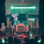 Maria Eduarda Machado Instagram - ÚLTIMAS SEMANAS da nossa temporada de @aindasobreacama no @tusp.teatrodausp . Quem ainda não veio, vem ver que está acabando. Mais duas semanas! Vem! ⚡️ Temporada de 16/11 a 17/12. ⏰ Quinta a sábado 20h. Domingos 18h. 📍 TUSP - Teatro da USP Rua Maria Antônia, 374, São Paulo. Recomendação: 18 anos 🔴 Ingressos no sympla link na bio de @aindasobreacama. TUSP - Teatro da Universidade de São Paulo