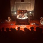 Maria Eduarda Machado Instagram - ÚLTIMAS SEMANAS da nossa temporada de @aindasobreacama no @tusp.teatrodausp . Quem ainda não veio, vem ver que está acabando. Mais duas semanas! Vem! ⚡️ Temporada de 16/11 a 17/12. ⏰ Quinta a sábado 20h. Domingos 18h. 📍 TUSP - Teatro da USP Rua Maria Antônia, 374, São Paulo. Recomendação: 18 anos 🔴 Ingressos no sympla link na bio de @aindasobreacama. TUSP - Teatro da Universidade de São Paulo