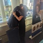 Maria Hinojosa Instagram - I met @dr.yusefsalaam in the late 90s when I first reported abt him. We hadn’t seen each other since then till now. In Houston. It was emotional for the both of us. Thanks to @houstonpubliclibrary for bringing these two Harlemite New Yorkers together now as writers.