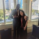 Maria Hinojosa Instagram - I met @dr.yusefsalaam in the late 90s when I first reported abt him. We hadn’t seen each other since then till now. In Houston. It was emotional for the both of us. Thanks to @houstonpubliclibrary for bringing these two Harlemite New Yorkers together now as writers.