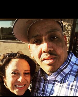 Maria Hinojosa Instagram - This photo is from SIX years ago and was taken after @suavegonzalez215 had just been released an hour before after serving 31.5 years in a maximum security prison. This was an unbelievable day. But it happened. And today I am w Suave again in Philly. Oh and then we won a Pulitzer!!!!