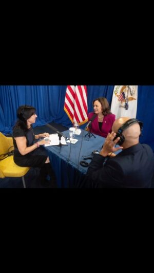 Maria Hinojosa Instagram - History. I am woman. I am strong. I can do anything. @vp @reynaldoleanosjr and me @latinousa #mustlisten