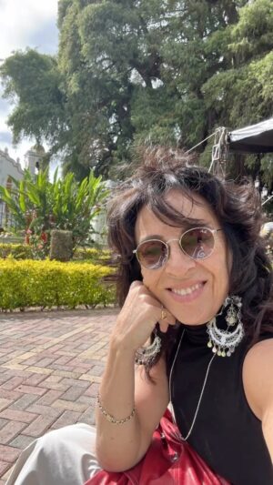 Maria Hinojosa Instagram - Feliz Día de Los Muertos from Oaxaca! Fun fact… Back in 1986 I was the first person along with another Mexican artist to build public ALTARS for the Day of the Dead in New York City! And now I was able to bring my family to see it for themselves in my homeland of Mexico. Que VIVAN LOS MUERTOS! QUE VIVA LA VIDA! 🇲🇽🇲🇽 ❤️