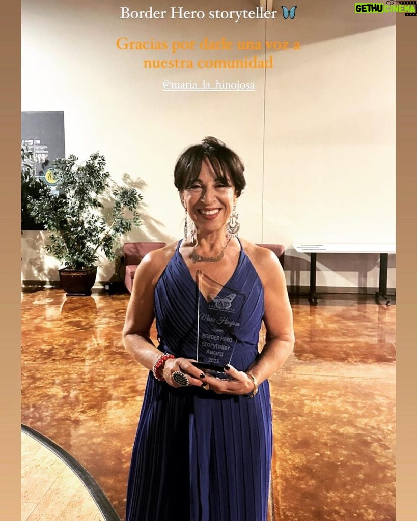 Maria Hinojosa Instagram - I love this award from @lasamericasimmigrantadvocacy ⭐️ Border Hero Storyteller ⭐️ Gracias El Paso por el amorrrrrrrrr♥️ 💕💙💗💖