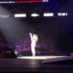 Mariana Mazza Instagram - Il y a 10 ans jour pour jour, la tragédie de Megantic m’a ammenée à faire mon premier Centre Bell. Un évènement qui amassait des fonds.Je vascillais entre la culpabilité et la fébrilité. Jouer devant des gens qui venaient de vivre le pire moment de leur vie , pendant que je vivais le plus glorieux de la mienne. 10 ans plus tard, je pense à eux et je me dis que derrière chaque tragédie se cache une fente d’espoir. Je m’y suis glissée 10 minutes. Ma vie a basculée ce soir là. Tout comme la leur. Je vous aime Megantic. Merci aux gend qui étaient là ce soir pour les aider. Merci pour ce moment. ❤️Xxx