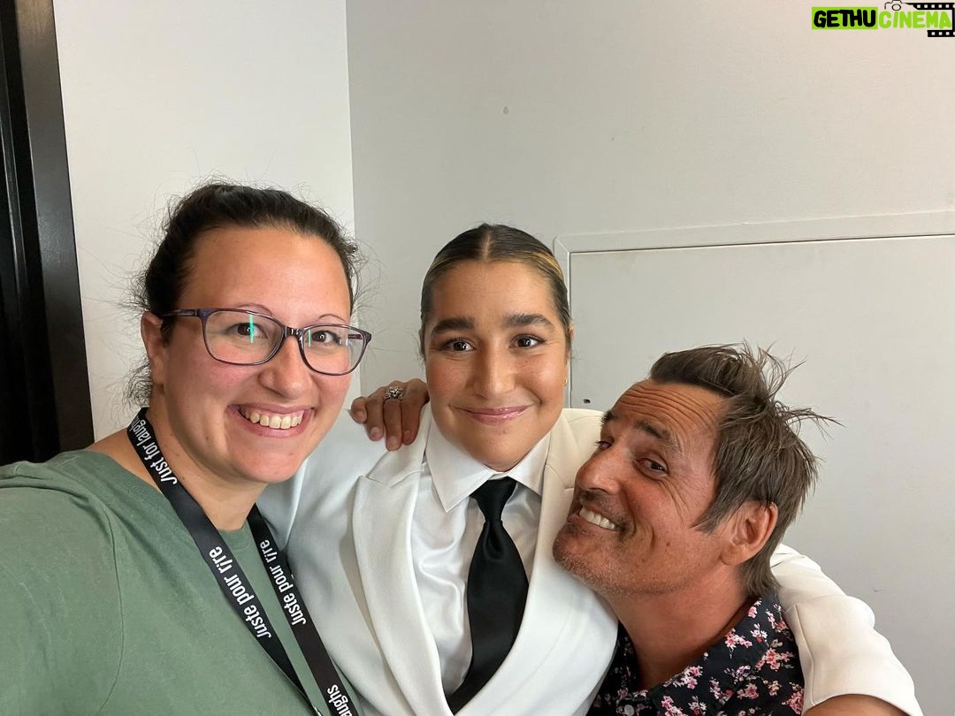 Mariana Mazza Instagram - Depuis le jour 1. Toujours bien entourée. Chanceuse je suis. @elodielefebvre05 @groupeentourage