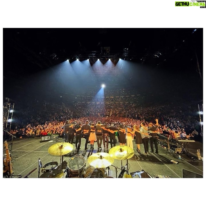 Mariana Mazza Instagram - Merci les @lescowboysfringants