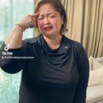 Maricel Soriano Instagram - Bakit 🤸 masaya 🤸 ang 🤸beshy 🤸ko 🤸 kasi may collab na naman ang inay niyo! @manilynreynes27 Abangan! #maricelsoriano #manilynreynes #bakitmalungkotangbeshyko