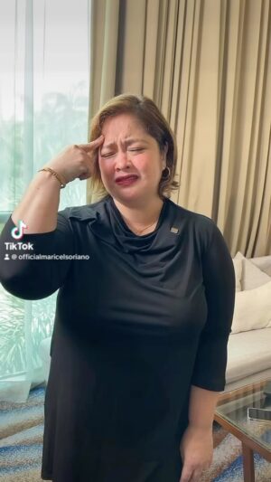 Maricel Soriano Instagram - Bakit 🤸 masaya 🤸 ang 🤸beshy 🤸ko 🤸 kasi may collab na naman ang inay niyo! @manilynreynes27 

Abangan! 

#maricelsoriano #manilynreynes #bakitmalungkotangbeshyko