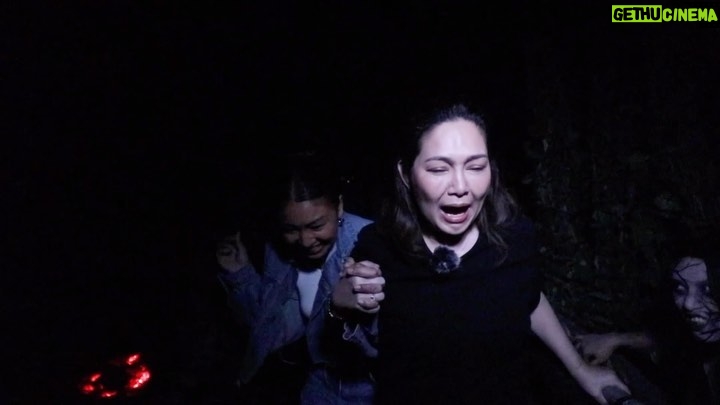 Maricel Soriano Instagram - WALANG BAGONG TAON! WALA SA PAMILYANG ‘TO ANG MAGBABAGO ………. Echinggg! Kaya sabay-sabay nating papanoorin ang best moments ngayong taon + never before seen chikahan 🤣 More vlogs to come this 2024 🎉 Abangan mamaya!