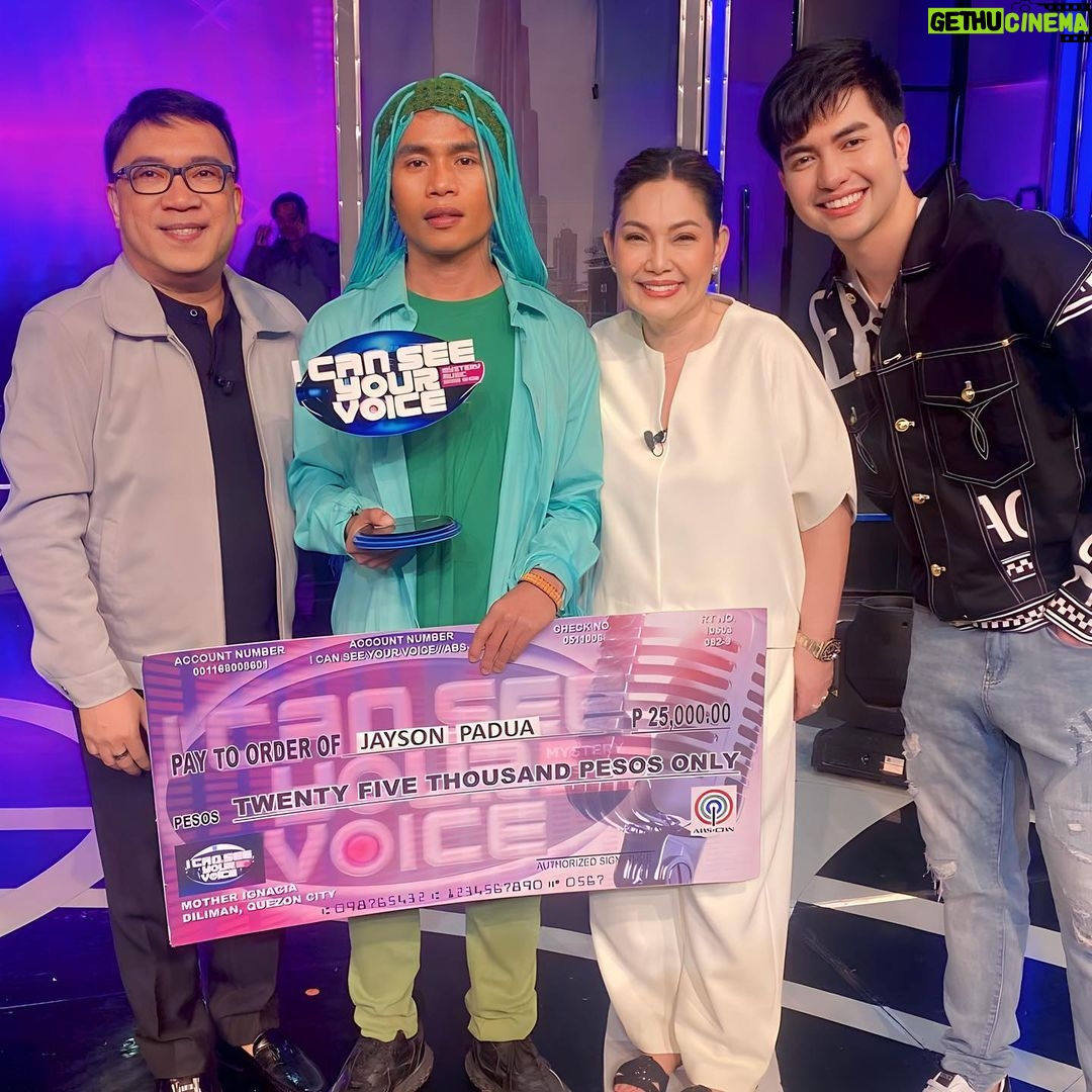 Maricel Soriano Instagram - Kulitan sa @icsyvph with @roderickpaulate @lasantos27 @luckymanzano 𤣠Abangan ngayong November 29 na, In His Motherās Eyes in cinemas nationwide! Maraming Salamashteh Kapamilya!š¤ #inhismotherseyes
