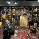 Marina Ruy Barbosa Instagram - Quero começar agradecendo o @pedrobial pelo carinho e sensibilidade com essa entrevista. É sempre uma honra estar ao lado de uma pessoa tão inteligente e generosa, me senti homenageada, em breve completo 20 anos de carreira e rever essa linha do tempo de trabalhos que marcaram minha jornada foi lindo e emocionante, especialmente por poder falar desse último projeto lançando que amei interpretar, Rio Connection, com um elenco e equipe incríveis e o resultado sensacional. Está disponível no @globoplay, então vejam. ❤️ ps: aguardo nosso karaokê juntos.