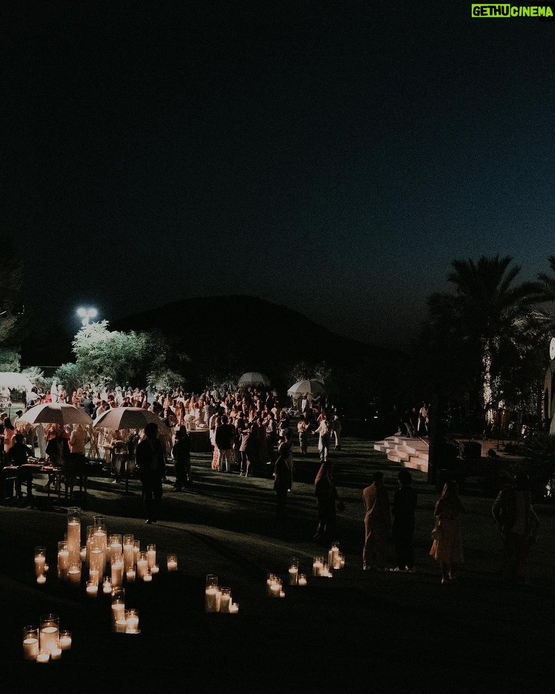 Marina Ruy Barbosa Instagram - #tbt do amor #crwedding #ibiza