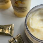Marina Ruy Barbosa Instagram - Vocês estão em dia com a rotina de autocuidado com o cabelo? 💛 Esse novo tratamento de @pantenebrasil com pérolas Pro-vitaminas solúveis é meu cronograma favorito. Ele repara até 100% do dano em 3 minutos. Experimentem! #TransformaçãoPantene #MeuCabeloPodeTudo *Dano à suavidade medido em cabelo com dano químico, térmico e mecânico **vs. shampoo sem ingredientes condicionantes #publi