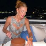 Marina Ruy Barbosa Instagram - It’s my birthday baby! 28 🤍 Passei meus últimos dias super reflexiva sobre tudo (sempre fico assim na época de aniversário!). Celular no modo avião pra me desligar e me reconectar comigo! Eu nem consigo expressar e agradecer tantas coisas incríveis que já aconteceram até aqui na minha vida e no meu último ano. Obrigada AMIGOS por tanto amor e, claro, vocês que me acompanham e apoiam por aqui que são parte também da minha felicidade. E minha família claro! 🫶🏻 É o começo de um novo ciclo - let’s celebratee :) muito feliz! St. Barthelemy