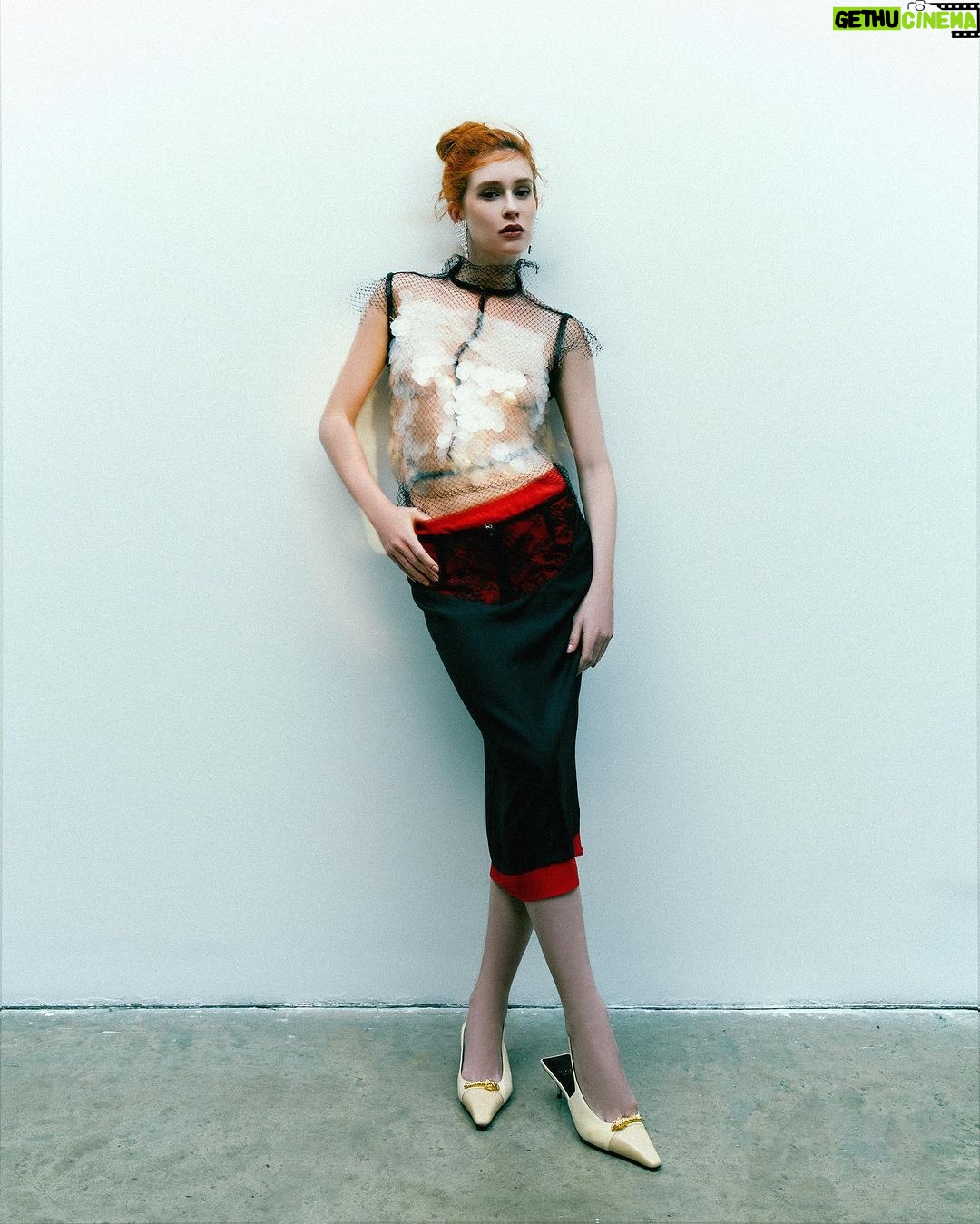 Marina Ruy Barbosa Instagram - @marieclairebr SEP 23 Já disponível em todas as bancas!