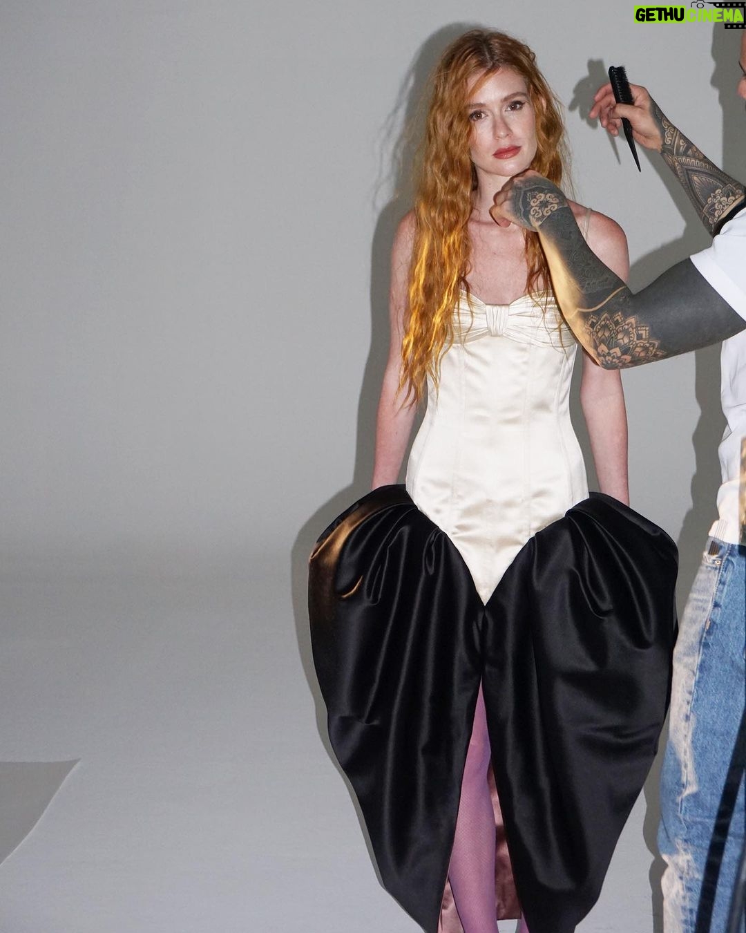 Marina Ruy Barbosa Instagram - behind the scenes, @marieclairebr september issue 🖤🕷 lov u all @gucci team Milan, Italy