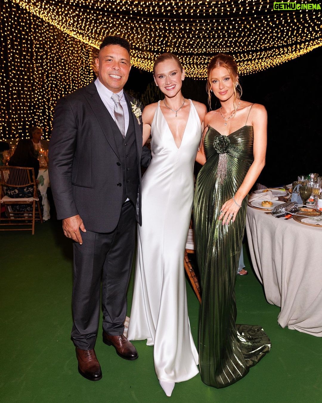 Marina Ruy Barbosa Instagram - #tbt do amor #crwedding #ibiza