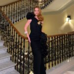 Marina Ruy Barbosa Instagram - a special night with this beautiful @maisonvalentino vintage dress + @lantiquairelamode 🖤