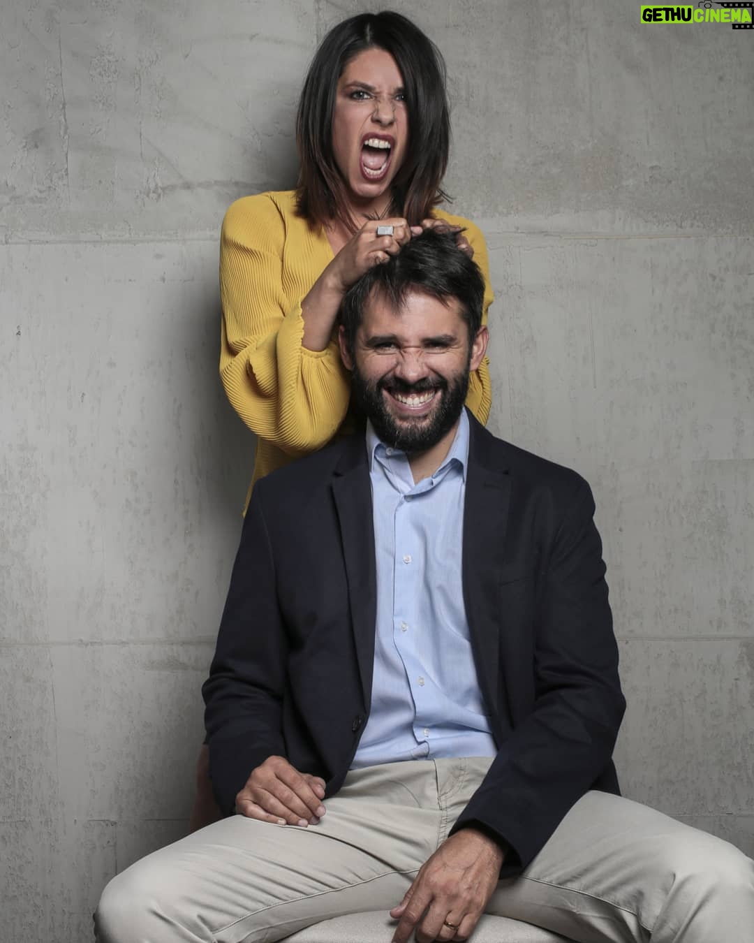 Mario Horton - 17.5K Likes - "Carolina y Germán" #edificiocorona @dayanaamigo