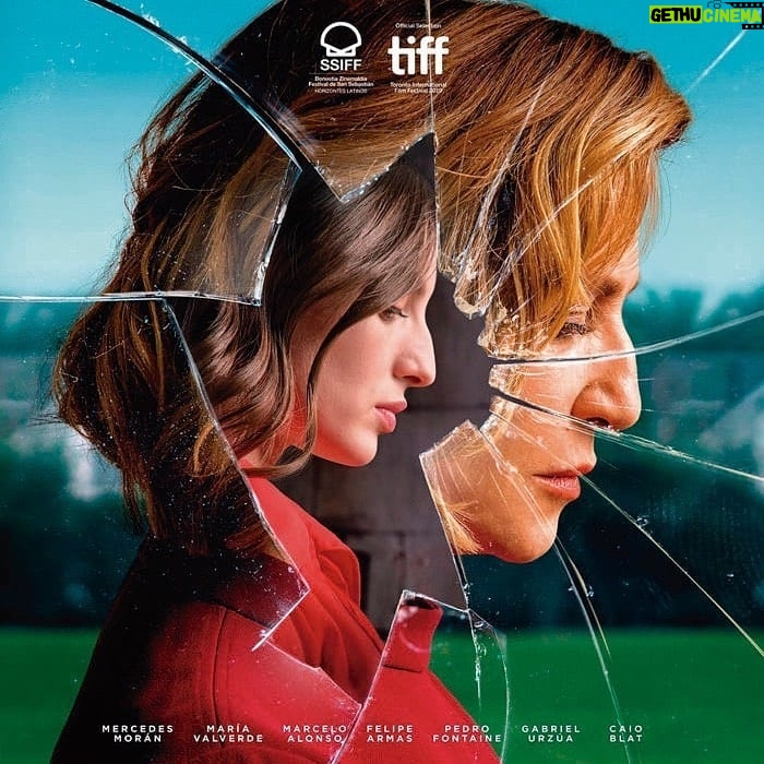 Mario Horton Instagram - Un orgullo máximo. #Araña en la carrera por los Oscar y los Goya! #Repost @cinemachile • • • • • • ¡Doble impacto! “Araña” de Andrés Wood representará a Chile en la carrera por los Premios Oscar y Goya 2020. El anuncio fue realizado esta mañana desde la Embajada de España en Chile, en un evento encabezado por el embajador Enrique Ojeda en donde participaron la ministra de las Culturas, las Artes y el Patrimonio, Consuelo Valdés y representantes de la marca sectorial CinemaChile. Este es el séptimo largometraje de su director que en 2008 ganó el premio Goya con la cinta “La buena vida”. * * Double Hit! “Spider” by Andrés Wood will represent Chile in the run for the Oscar and Goya 2020 Awards. The announcement was made this morning by the Spanish Embassy in Chile, an event headed by Ambassador Enrique Ojeda Vila where the Minister of Cultures, Arts and Heritage, Consuelo Valdés and the CinemaChile sector brand representatives took part. This is Wood's seventh feature film, who in 2008 won the Goya award with the film "The Good Life". @woodproducciones @culturas_cl