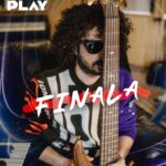 Marius Moga Instagram - 🎤 Studioul e pregătit, acum e rândul vostru, al publicului să decidă cine va câstiga marele premiu, șansa de a ajunge un artist viral. 🥁 HitPlay, primul music show 100% digital se apropie de final, iar emoțiile celor 3 finalisti au crescut. 🙃 În finală, după cum știți au rămas Florentin Eduard, Maya Pop și Vlad Morar. Shout out to this talented kids! 😊Hai să vedem joi de la 20:00 cine va câștiga marele premiu, o piesă produsă de mine și echipa DeMoga Music în studiourile noastre, 25.000€ și un videoclip realizat și promovat de Vodafone. 🤘Ne vedem joi de la 20:00 pe hitplay.vodafone.ro ! @vodafone.romania @florentin.eduard.stoica @itsmayapop @vladmorar95 #showdigital #muzicaromaneasca