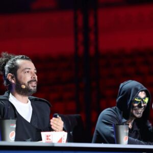 Marius Moga Instagram - Urmează încă o seară plină de energie bună și momente artistice fresh la @superstarromania !