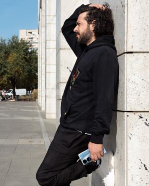Marius Moga Instagram - Whatever you do, do it with passion. Honor your life by living to the fullest. 

#magic4pro #honorromania #honoryourpassion