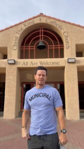 Mark Wahlberg Instagram - HAPPY🙏SUNDAY🙏STAY PRAYED UP🙏 @hallowapp 🙏❤️🙏 #HallowPartner