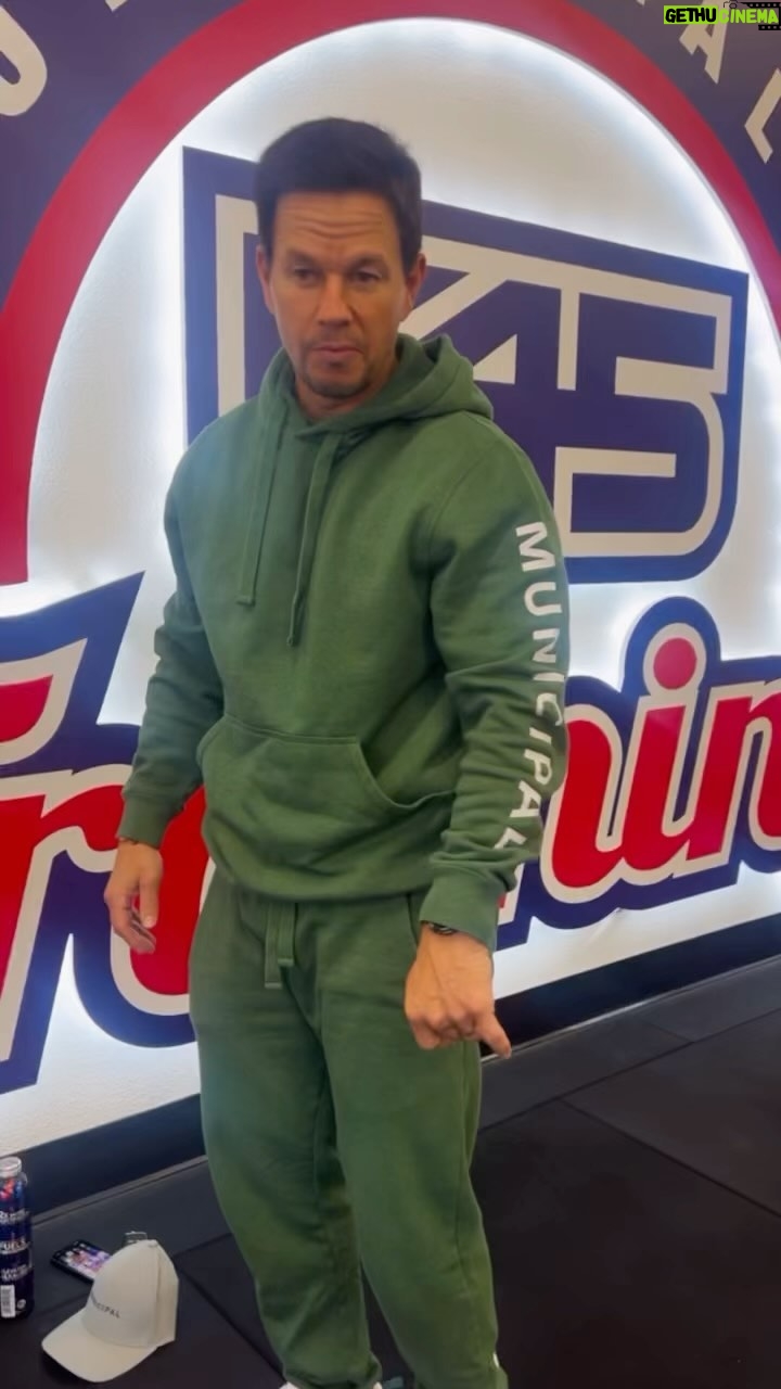 Mark Wahlberg Instagram - The #1 selling shoe @municipal @f45_training 😎🙏 #MunicipalPartner #F45Partner