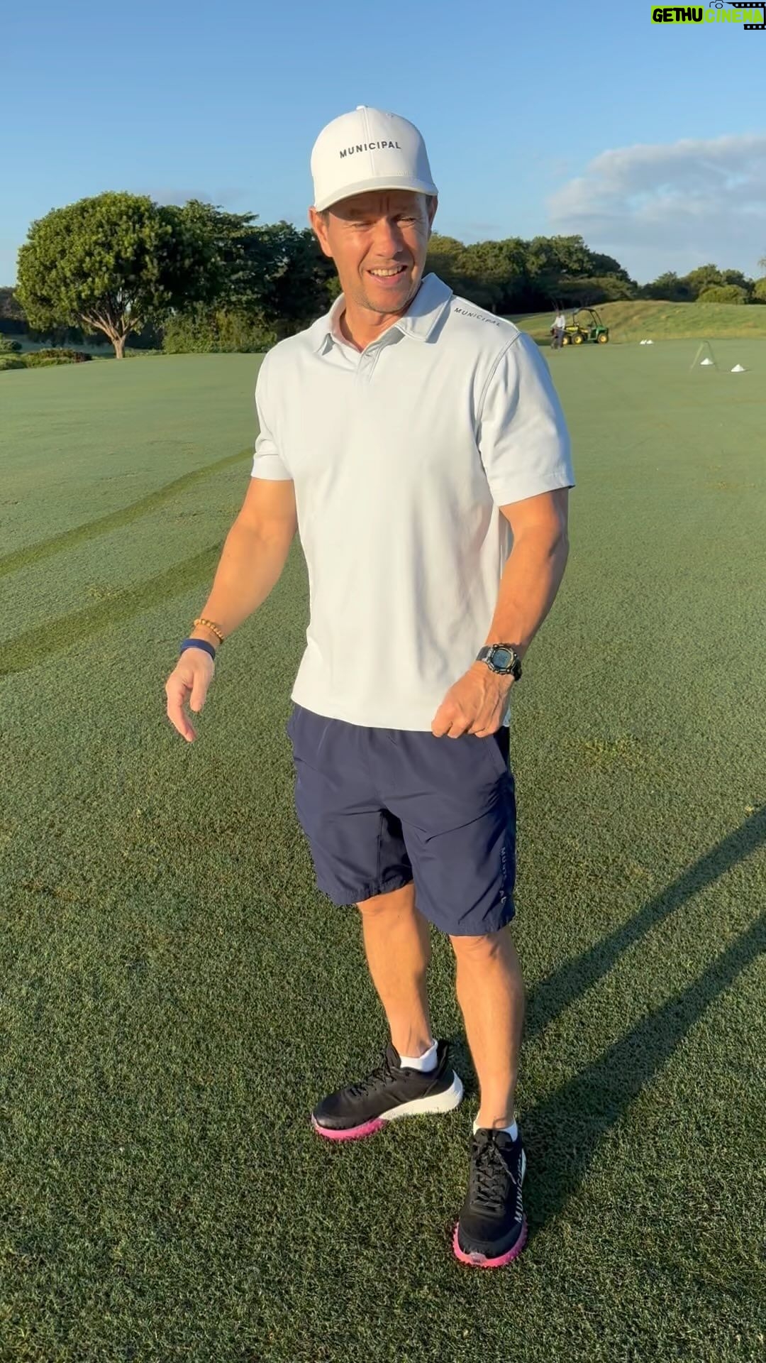 Mark Wahlberg Instagram - Win the day @municipal 🔥😎💯📈 #MunicipalPartner