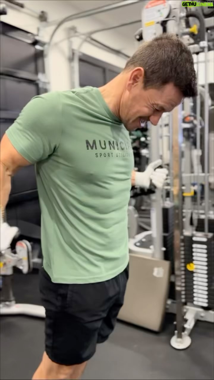 Mark Wahlberg Instagram - Letβs go π₯π₯ This year is almost over. Time to get it in π₯ @municipal @performinspired ππ₯ #MunicipalPartner #PIPartner