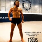 Markus Perez Instagram - “QUANDO VOCÊ NÃO SABE O QUE QUER... QUALQUER COISA ESTÁ BOM” FOCO @americantopteam @acaifrutabrasileiraoficial @xposedsolutions Ps: Agradecimento especial ao fotógrafo @pantoja_oficial 🙏👊 #focus Ilha Da Rainha Da Morte