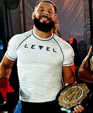 Markus Perez Instagram - “LOVE ME OR HATE ME…I DONT GIVE A F… … BUT YOU WILL PAY TO WATCH ME” 💰

“ME AME OU ME ODEIE… QUE SE F… … MAS VOCÊ VAI PAGAR PARA ME ASSISTIR”💰

@subversivbjj @level.md @soulfulbeecbd @americantopteam @attwpb @fightpfc 

CHAMP 🏆

#nogi #jiujitsu #mma #joker #champ