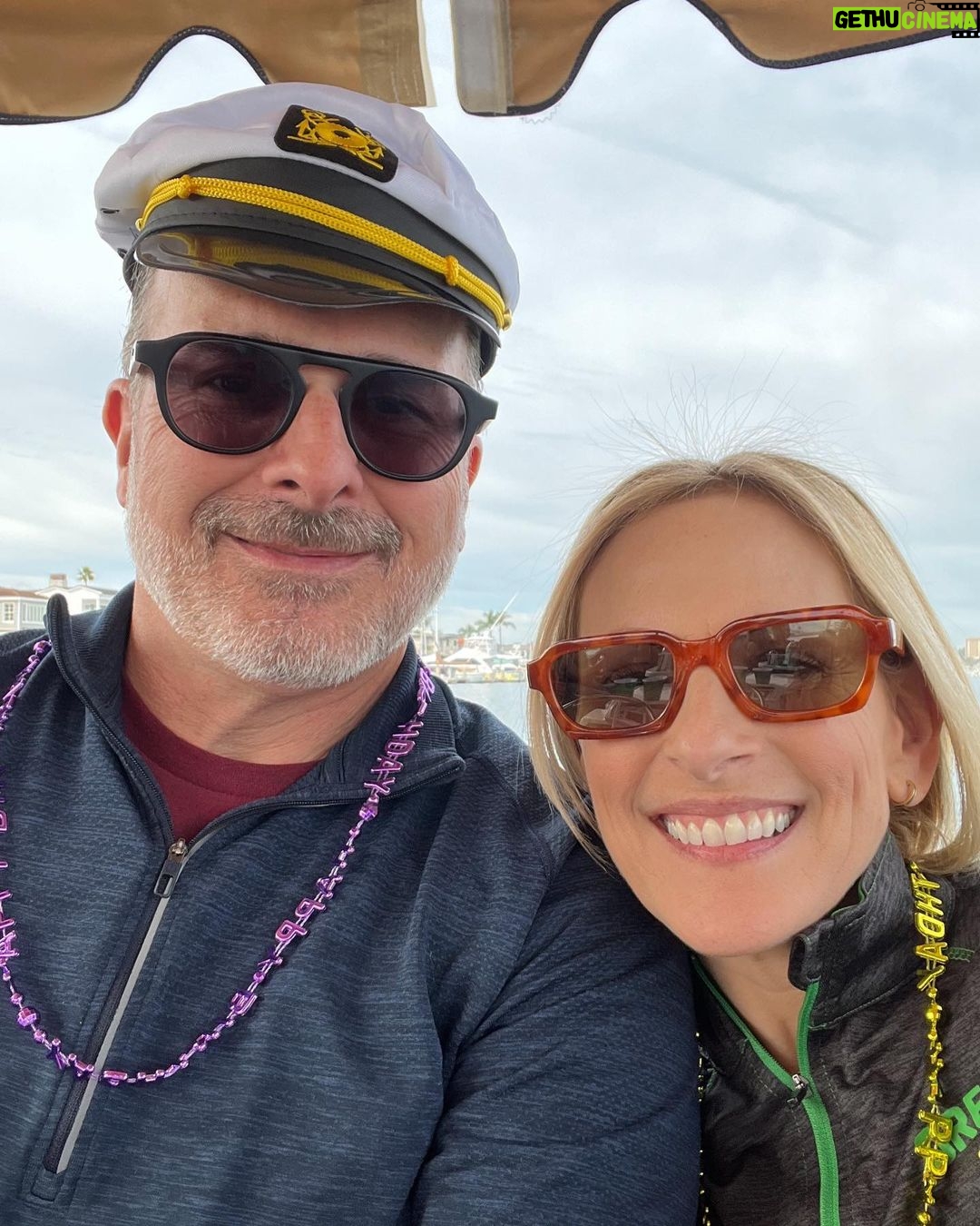 Marlee Matlin Instagram - Happy birthday Captain Kevin! Lots of love to you! #kevin #twogoofballsonaboat 🎂🌟🤟🏼