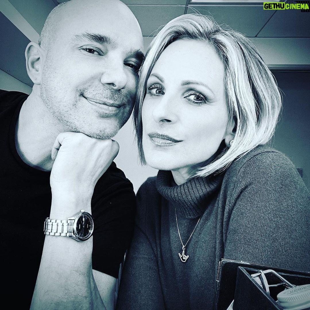 Marlee Matlin Instagram - I adore @brettglam. His beauty expertise is magic. ππ€πΌππ€πΌ